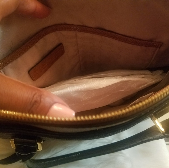 Purse - Picture 3 of 3